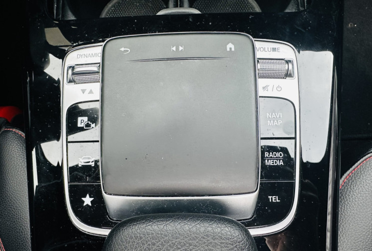 Mercedes Classe A 200 163ch AMG Line 7G-DCT 