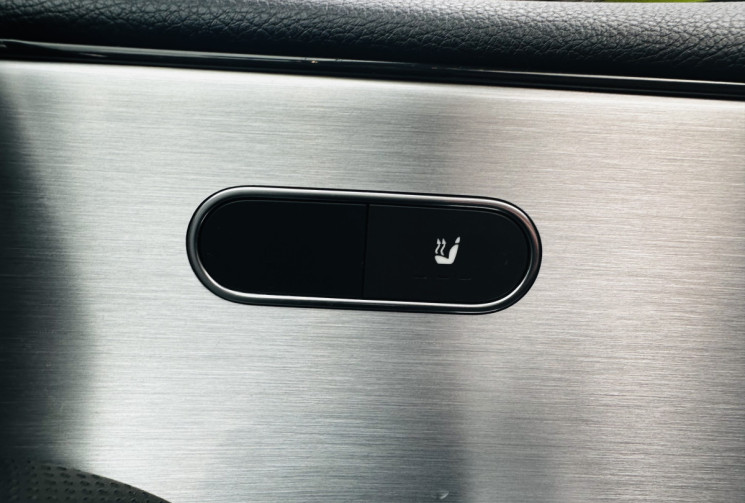 Mercedes Classe A 200 163ch AMG Line 7G-DCT 