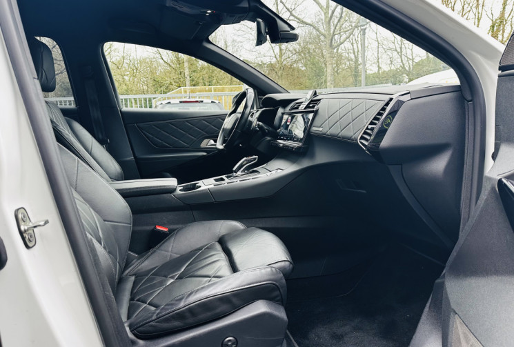 DS DS 7 Crossback E-TENSE 4x4 300ch Rivoli Batterie de traction neuve garantie 8 ans  