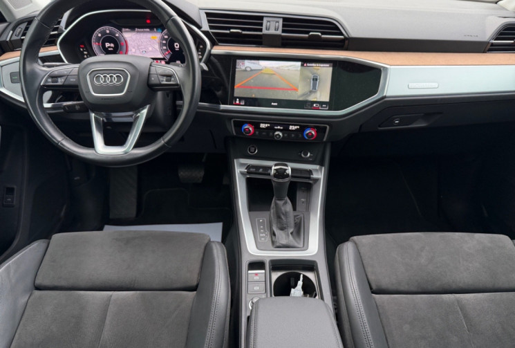 Audi Q3 2.0 40 TDi  DESIGN LUXE QUATTRO S-TRONIC 7