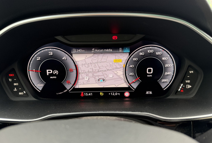 Audi Q3 2.0 40 TDi  DESIGN LUXE QUATTRO S-TRONIC 7