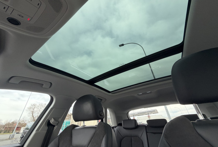 Audi Q3 2.0 40 TDi  DESIGN LUXE QUATTRO S-TRONIC 7