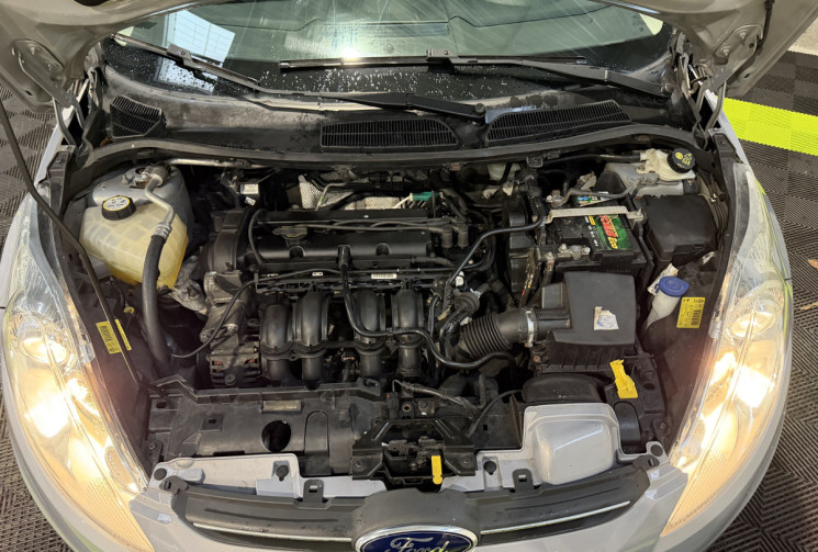 Ford Fiesta 1,4 95 Titanium 5p - Distri OK 