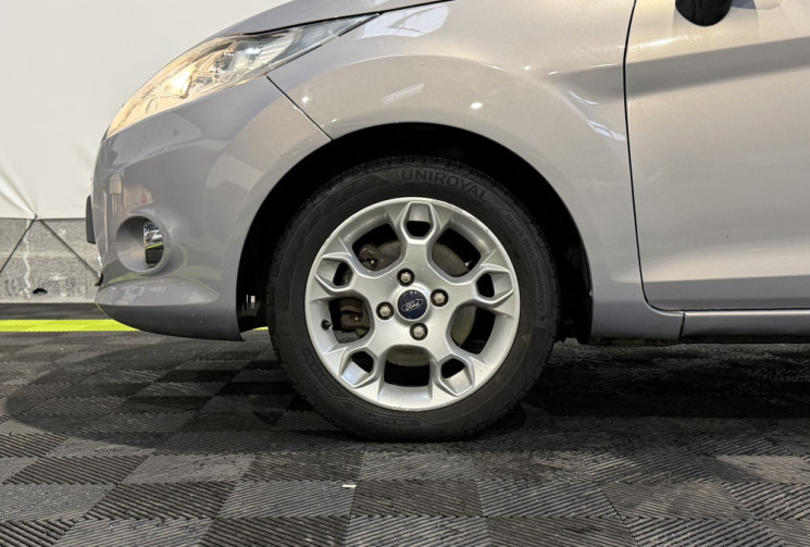 Ford Fiesta 1,4 95 Titanium 5p - Distri OK 