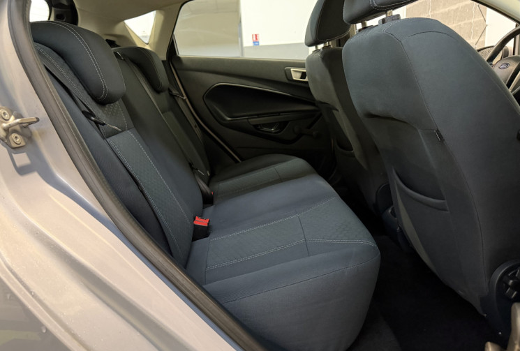 Ford Fiesta 1,4 95 Titanium 5p - Distri OK 