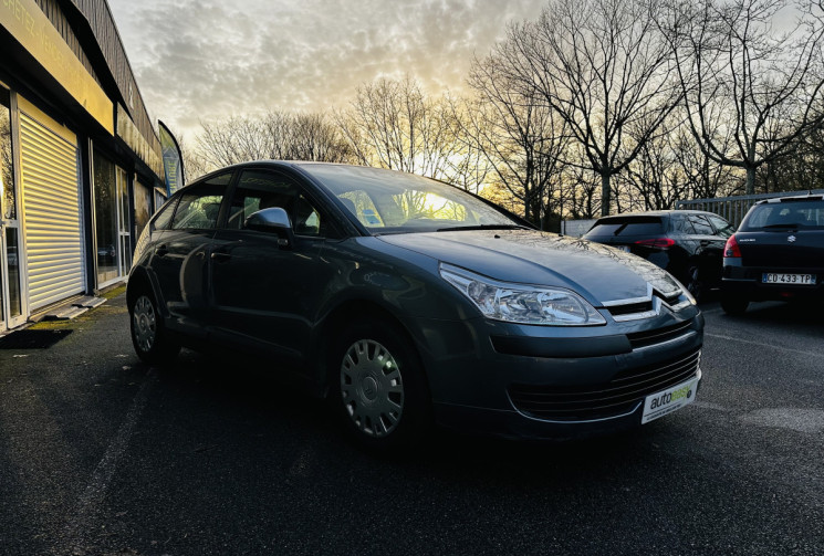 Citroën C4 1.6 HDI 90ch Ambiance 1ère main / Attelage
