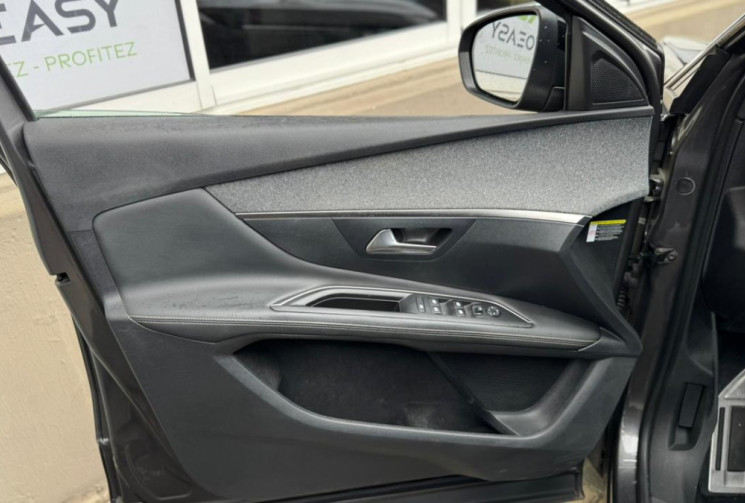 Peugeot 3008  II 1.2 THP EAT8 130cv GT-LINE