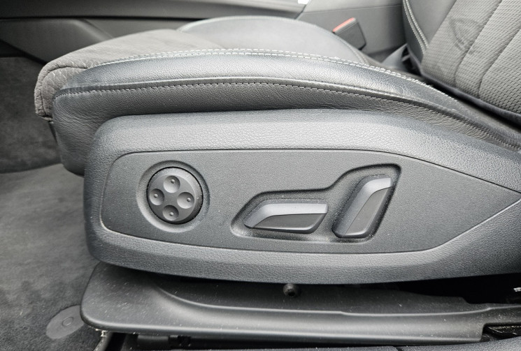 Audi A4 V LIMOUSINE 2.0 TFSI 252 QUATTRO S-LINE FRANCAISE