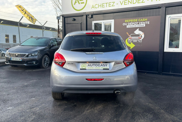 Peugeot 208 Boite auto 1.2 PureTech 110ch GT Line / Kit distri. fait
