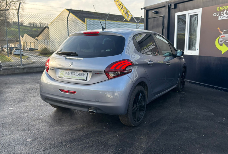 Peugeot 208 Boite auto 1.2 PureTech 110ch GT Line / Kit distri. fait