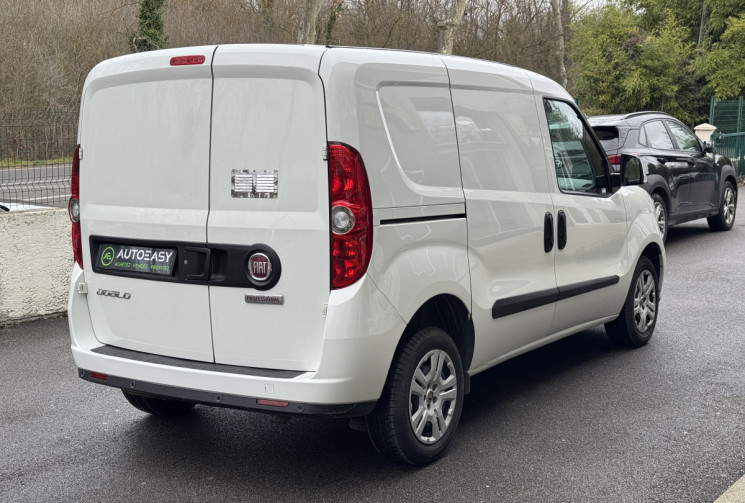 FIAT DOBLO CARGO Pro Lounge 750kg 1.6 Multijet 105 / 1ere main / TVA Apprarente