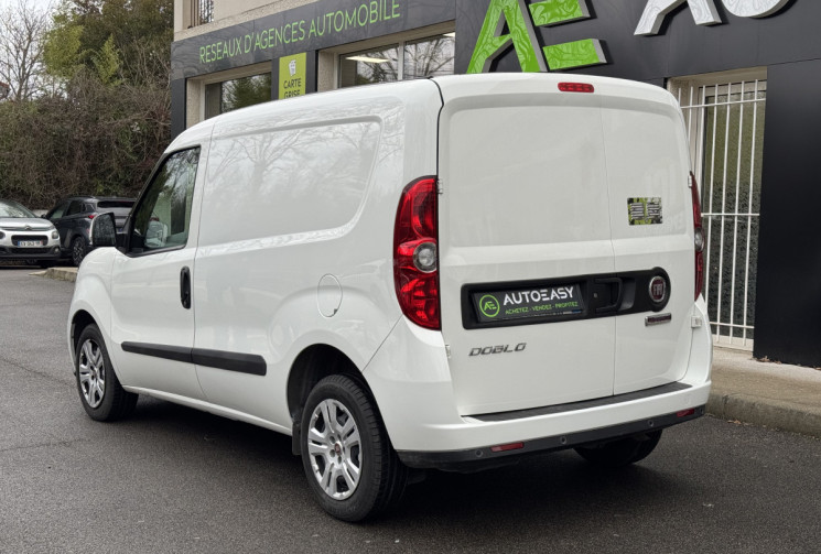 FIAT DOBLO CARGO Pro Lounge 750kg 1.6 Multijet 105 / 1ere main / TVA Apprarente