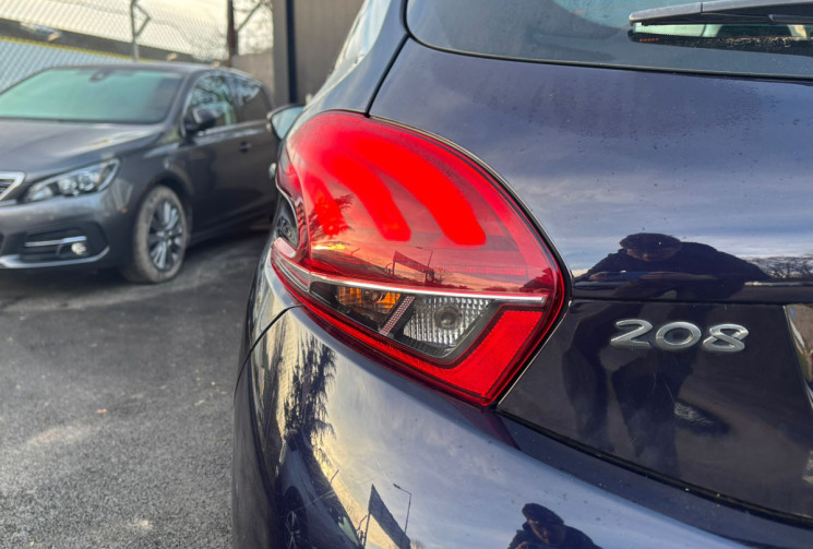 Peugeot 208 1.6 BlueHDi 100ch Feline 5p