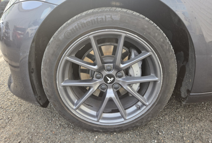 Tesla Model 3 RWD MY22 STANDARD / 4 PNEUS NEUFS / 1ER MAIN  