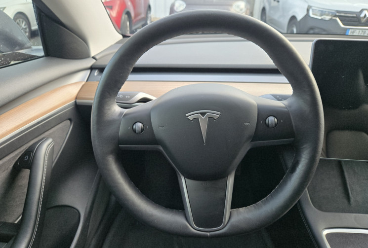 Tesla Model 3 RWD MY22 STANDARD / 4 PNEUS NEUFS / 1ER MAIN  