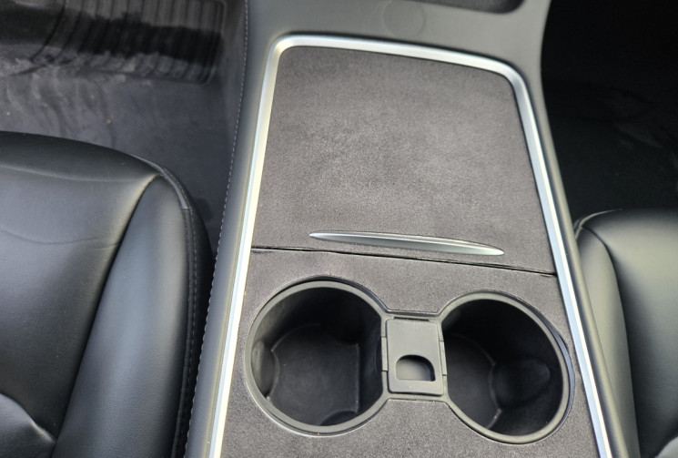 Tesla Model 3 RWD MY22 STANDARD / 4 PNEUS NEUFS / 1ER MAIN  