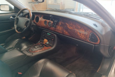 Jaguar XK8 Coupé 4.0 V8 32V 284 cv Boîte auto