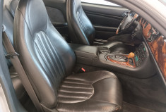 Jaguar XK8 Coupé 4.0 V8 32V 284 cv Boîte auto