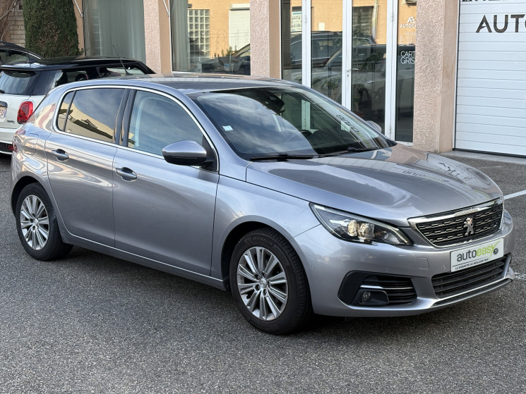 Peugeot 308 1.2 PureTech 110 ch Allure / Courroie de distribution neuve / Embrayage neuf