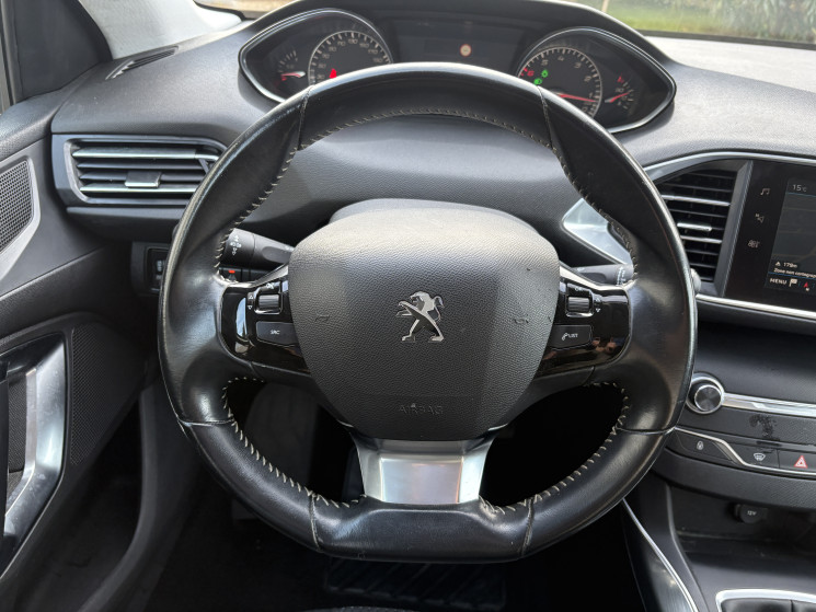 Peugeot 308  1.2 Allure 110 CV