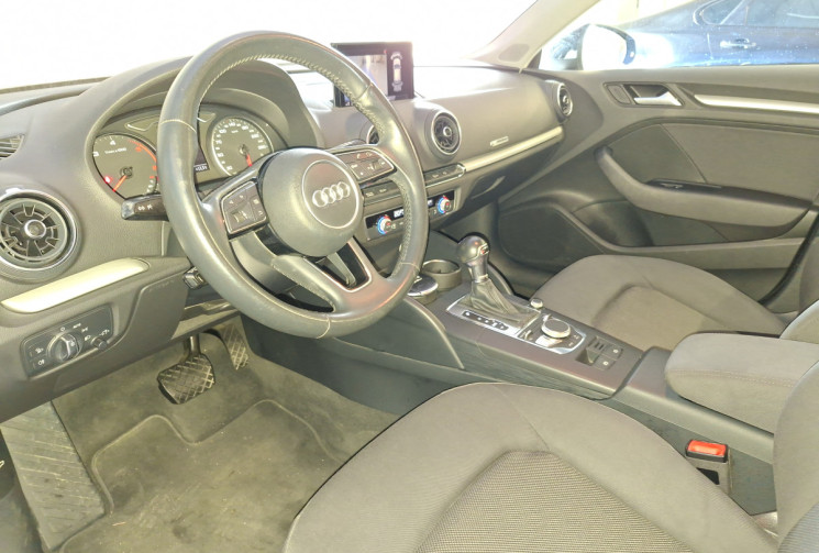 Audi A3 1.6 116 TDI SPORTBACK BUSINEES LINE S TRONIC 7 GARANTIE 12 MOIS