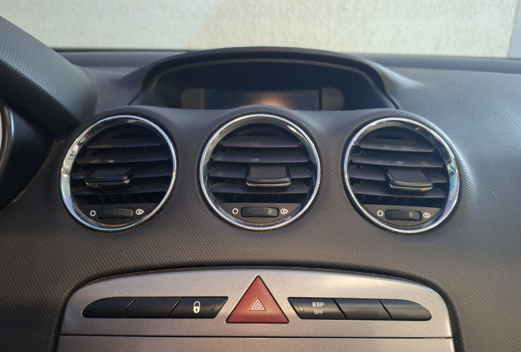 Peugeot 308 CC 1.6 HDi FAP 112 GARANTIE 6 MOIS