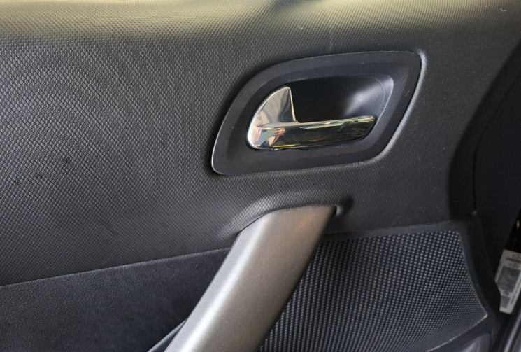 Peugeot 308 CC 208 CC 1.6 HDi FAP 112 GARANTIE 6 MOIS