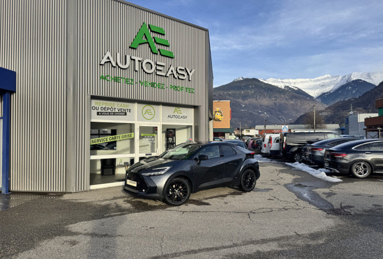 Toyota C-HR hybride 200 AWD 4X4 PACK GR - Full options - état neuf