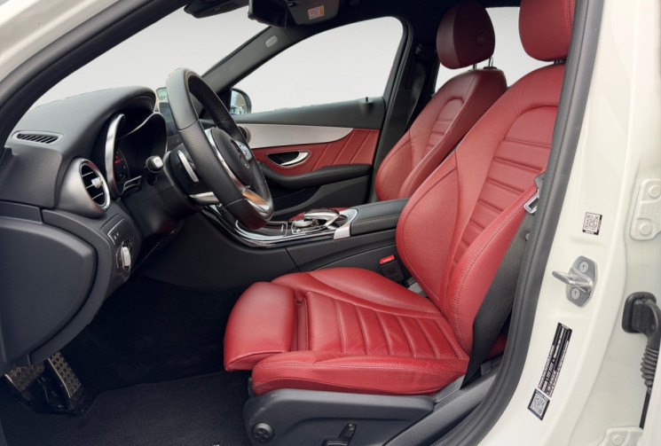 Mercedes Classe C BREAK 200 EQ AMG LINE 9G-TRONIC / Entretien Mercedes 