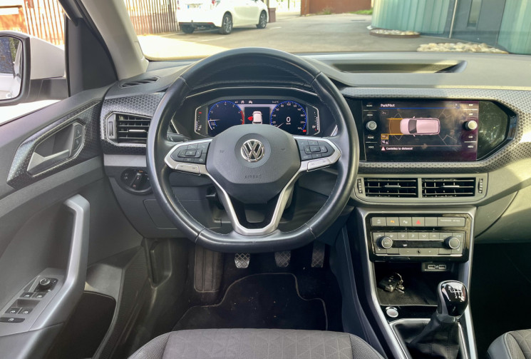 Volkswagen T-Cross 1.0 TSI 115ch Carat / Suivi et entretien à jour
