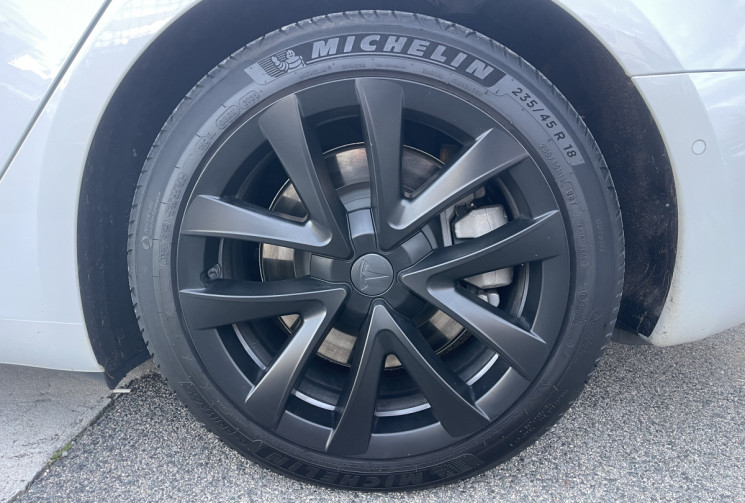 Tesla Model 3 Standard RWD Plus 275 Ch MY21