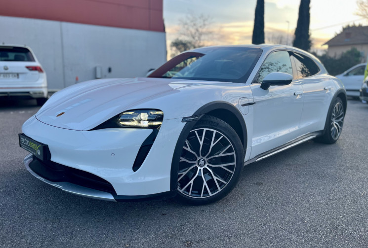 Porsche Taycan 4 Cross Turismo 38000km / Magnifique / 100% électrique / 