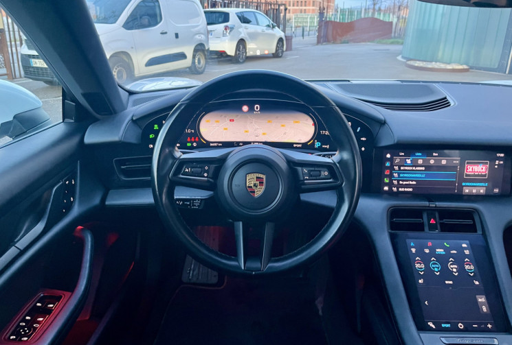 Porsche Taycan 4 Cross Turismo 38000km / Magnifique / 100% électrique / 