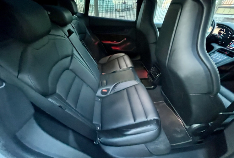 Porsche Taycan 4 Cross Turismo 38000km / Magnifique / 100% électrique / 