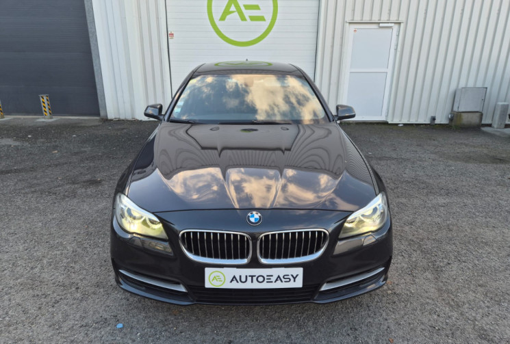 BMW Série 5 518D F10 LOUNGE + * CARNET COMPLET * 