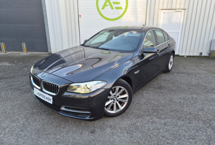 BMW Série 5 518D F10 LOUNGE + * CARNET COMPLET * 