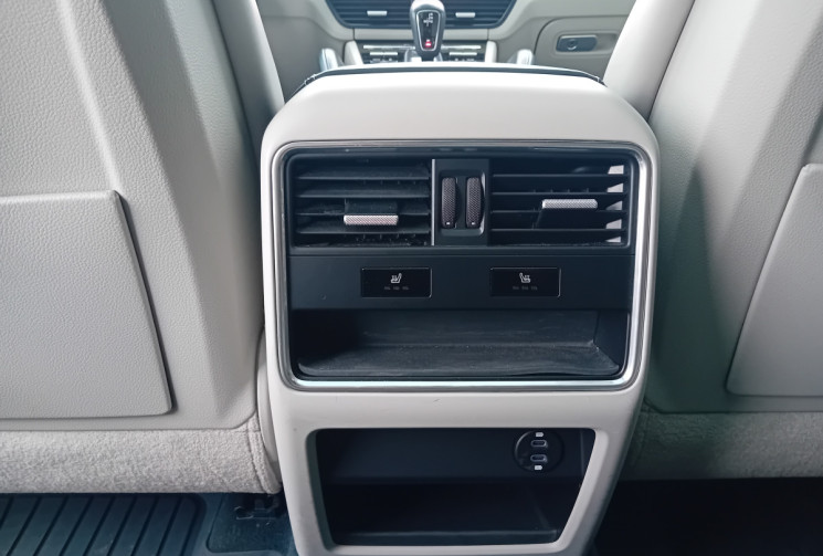 Porsche CAYENNE COUPE E-HYBRID 3.0 V6 462 CH - Toit vitré - Suivi exclusif Porsche - Superbe état 