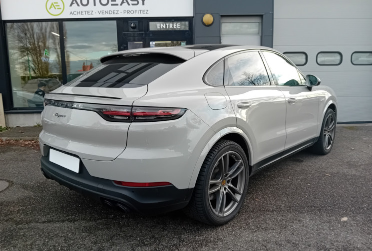 Porsche CAYENNE COUPE E-HYBRID 3.0 V6 462 CH - Toit vitré - Suivi exclusif Porsche - Superbe état 