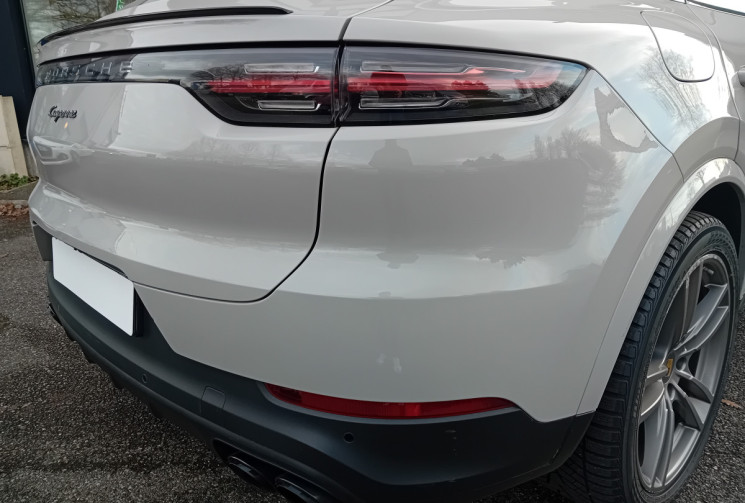 Porsche CAYENNE COUPE E-HYBRID 3.0 V6 462 CH - Toit vitré - Suivi exclusif Porsche - Superbe état 