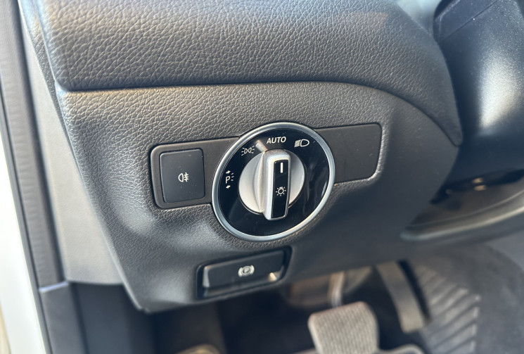 Mercedes GLA 200D 2.1 7G-DCT 136 STARLIGHT EDITION / PACK AMG 