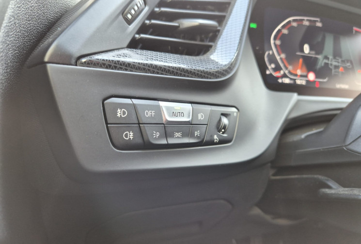 BMW Série 1 118 i * 136CV * M SPORT * CARPLAY * AFFICHAGE TETE HAUTE * 