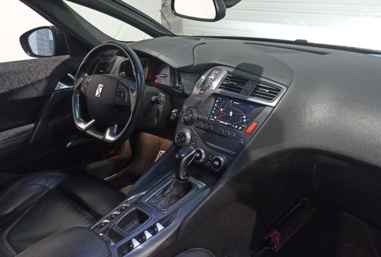 DS DS5 BlueHDi 180 ch Sport Chic S&S EAT6 / Distribution OK / Vidange de boîte effectuée