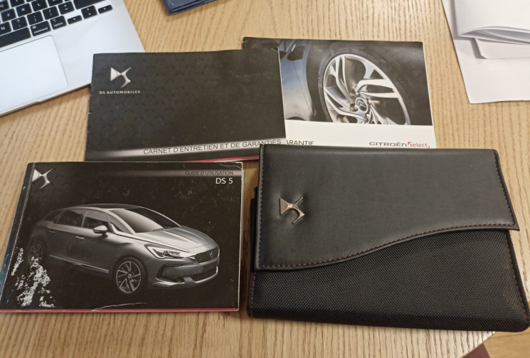 DS DS5 BlueHDi 180 ch Sport Chic S&S EAT6 / Distribution OK / Vidange de boîte effectuée