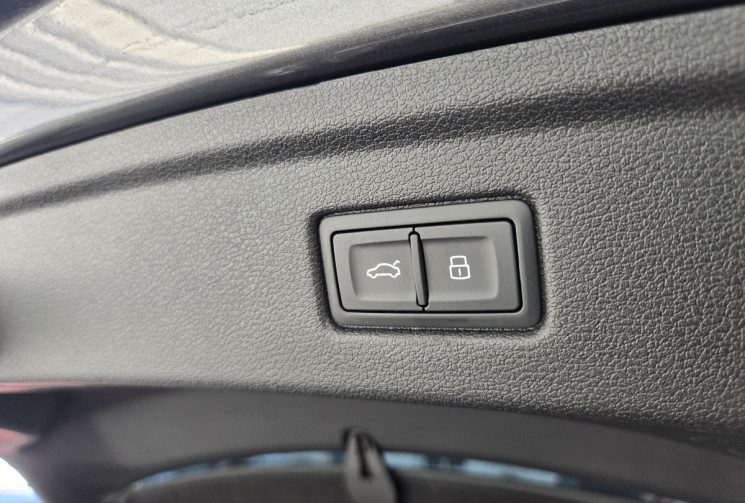 Audi A5 35 TFSI 150ch S line S tronic 7 * CARPLAY SANS FIL * ECLAIRAGE AMBIANCE * HAYON ELECTRIQUE  