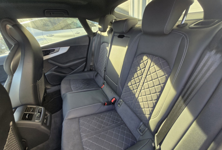 Audi A5 35 TFSI 150ch S line S tronic 7 * CARPLAY SANS FIL * ECLAIRAGE AMBIANCE * HAYON ELECTRIQUE  