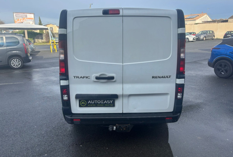 Renault Trafic III  L1H1 1.6 DCI 95 GRAND CONFORT / 1ERE MAIN / CAMERA DE RECUL / GARANTIE 12 MOIS