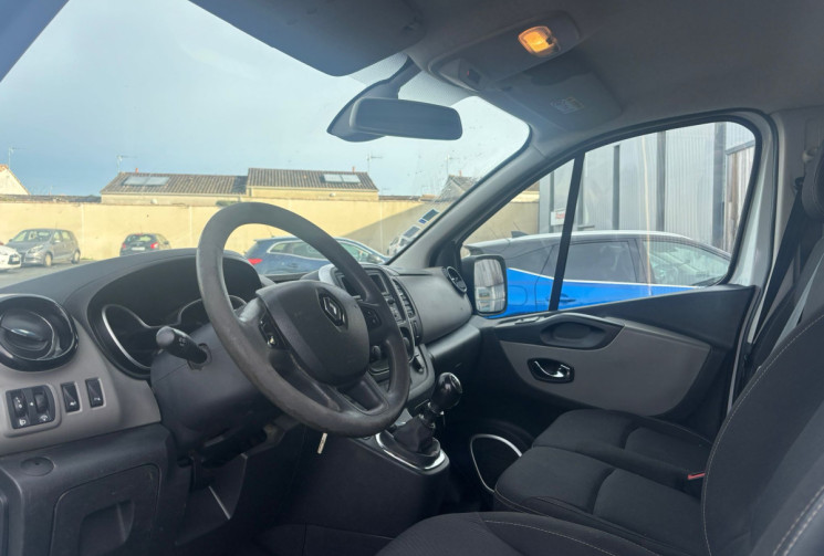 Renault Trafic III  L1H1 1.6 DCI 95 GRAND CONFORT / 1ERE MAIN / CAMERA DE RECUL / GARANTIE 12 MOIS