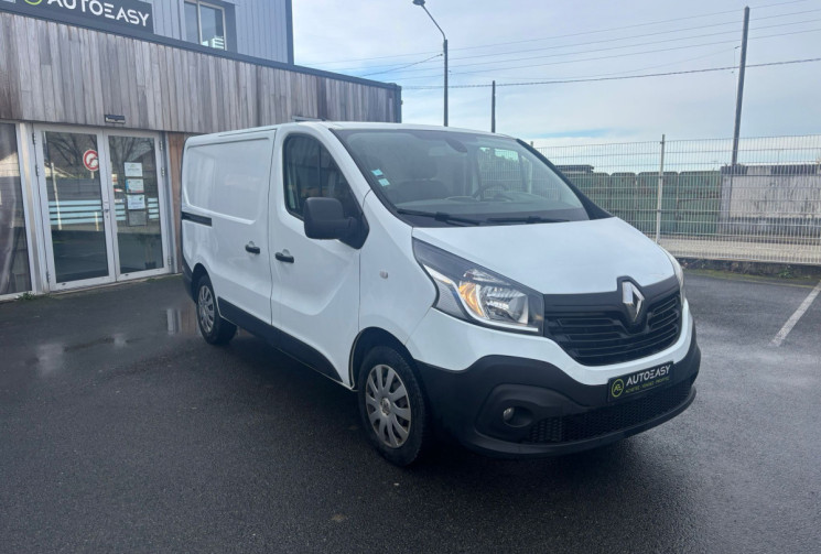 Renault Trafic III  L1H1 1.6 DCI 95 GRAND CONFORT / 1ERE MAIN / CAMERA DE RECUL / GARANTIE 12 MOIS