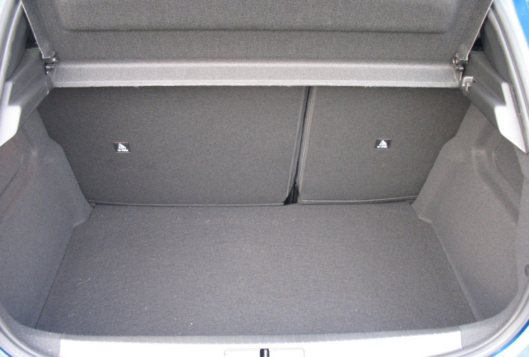 Peugeot 208 II 1.2 ESSENCE ALLURE 780 km COMME NEUVE  GARANTIE CONSTRUCTEUR