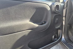 FIAT Panda 1.2i 70CV FINTION POP * 1ER MAIN* FAIBLE KILOMETRAGE* DISTRIBUTION FAITE